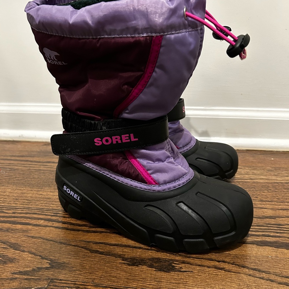 Sorel Kids' Purple and Black Snow Boots